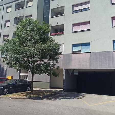 Zagreb Lake Star & Included Garage Parking Place Екстериор снимка